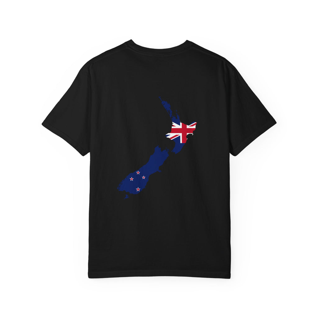 𝗡𝗘𝗪 𝗭𝗘𝗔𝗟𝗔𝗡𝗗 | 𝗧‑𝗦𝗛𝗜𝗥𝗧 "Minimal Front Flag & Back Map Design" 👕🛒📦✈️🌍🚚✅