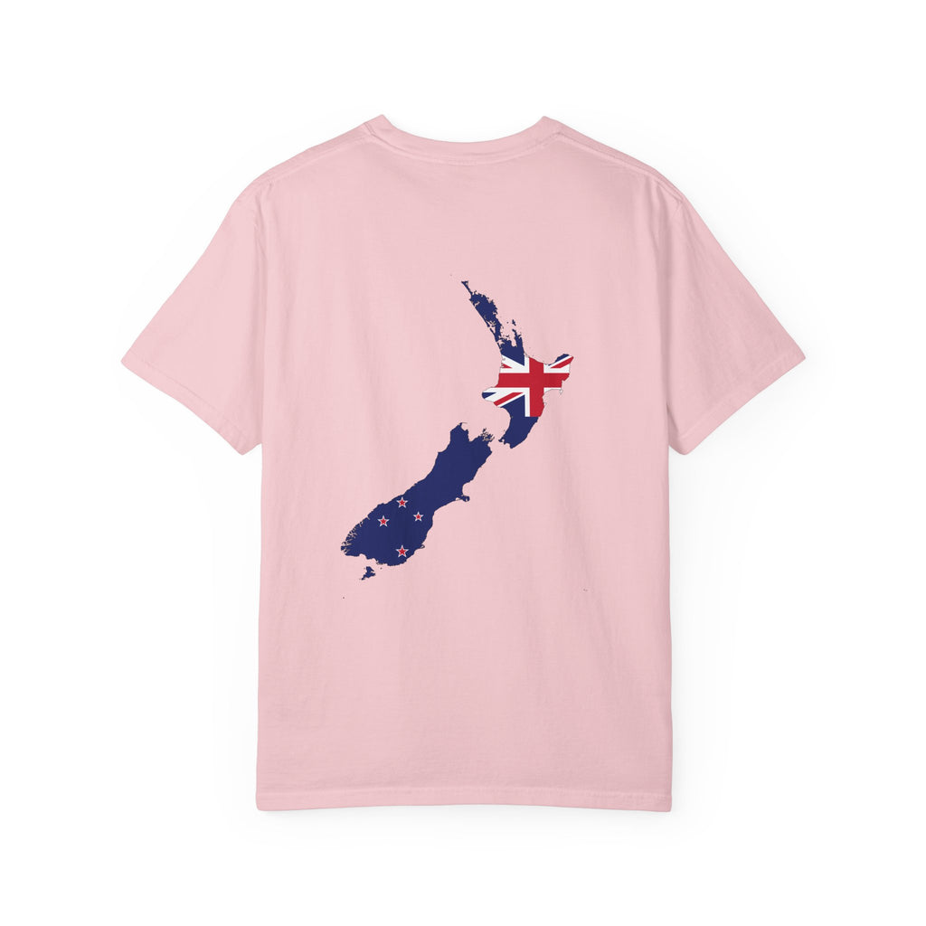 𝗡𝗘𝗪 𝗭𝗘𝗔𝗟𝗔𝗡𝗗 | 𝗧‑𝗦𝗛𝗜𝗥𝗧 "Minimal Front Flag & Back Map Design" 👕🛒📦✈️🌍🚚✅